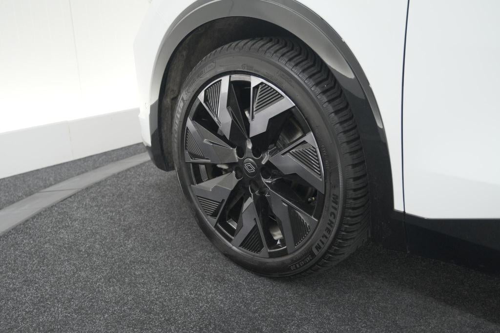 Renault Rafale 1.2 e-tech 4x4 plug-in hybrid 300 esprit alpine | 360 camera