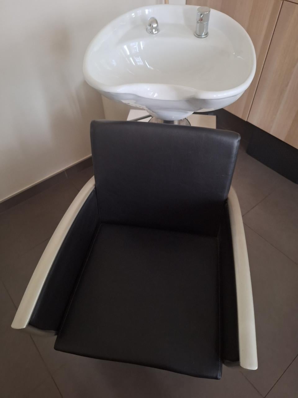 Wasunit kapsalon en 1 kapperstoel