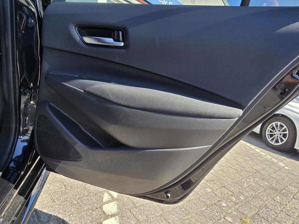Toyota Corolla Touring Sports 2.0 hybrid dynamic