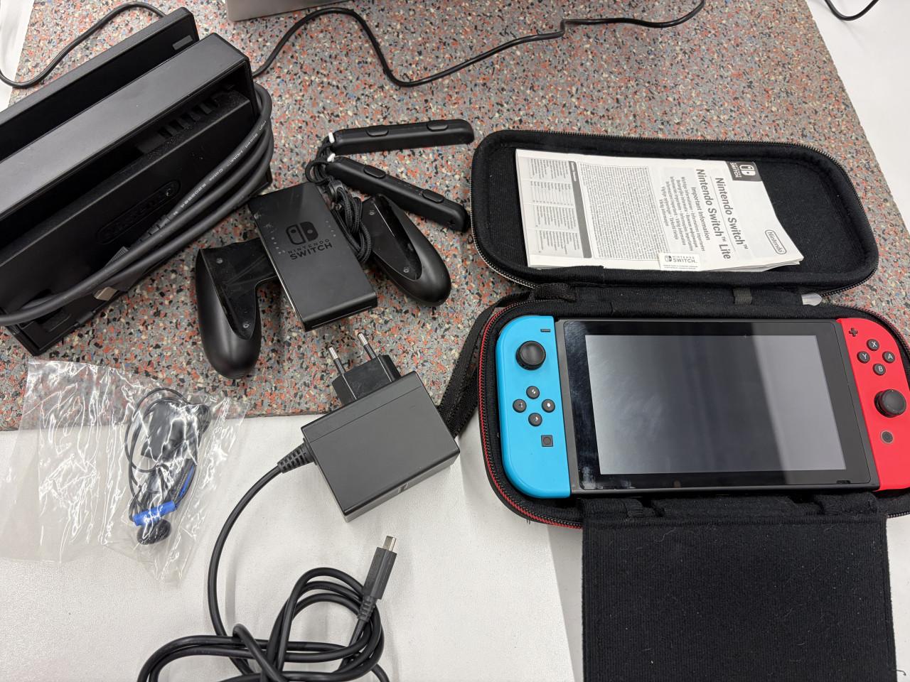 Nintendo Switch incl 6 spelletjes