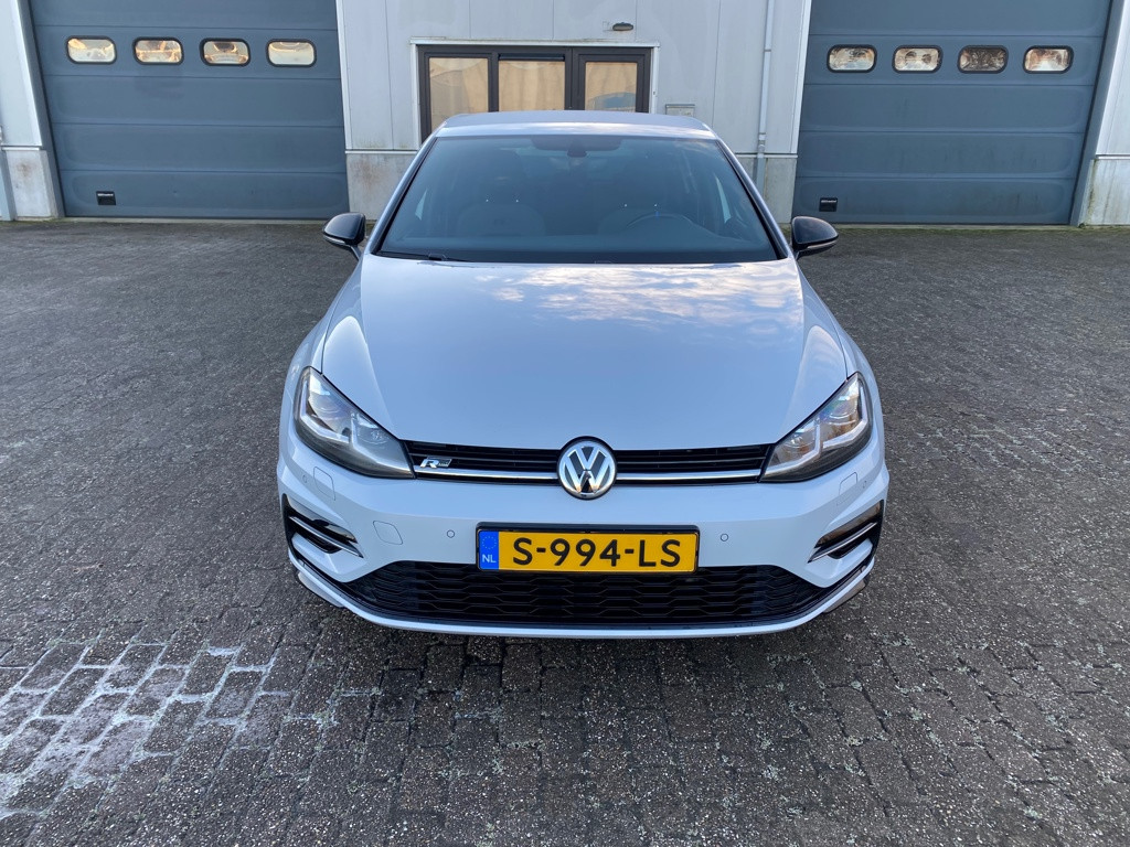 Volkswagen Golf 1.5 tsi highline business r