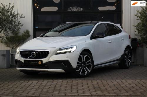 Volvo V40 cross country 2.0 t5 awd summum h&k - full options - panoramadak 