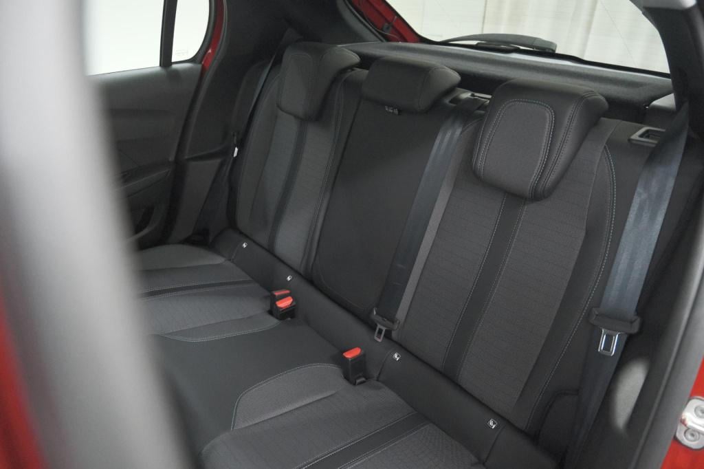 Peugeot 208 puretech 100 allure pack | camera | stoelverwarming | apple car