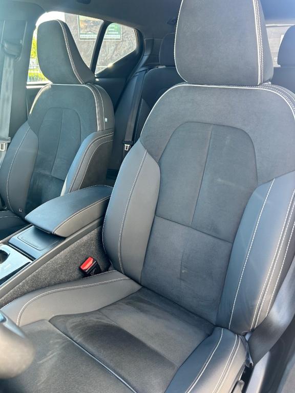Volvo XC40 recharge plus