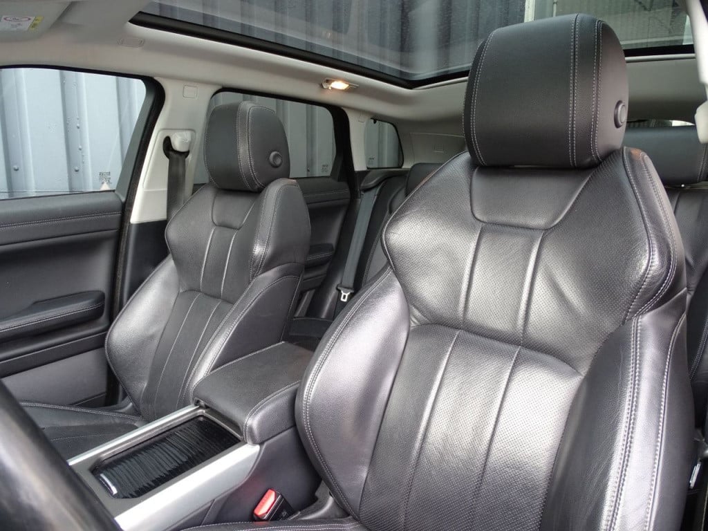 Land Rover Range Rover 2.0 td4 hse | 20" | pano | stoelverwarming | trekhaa