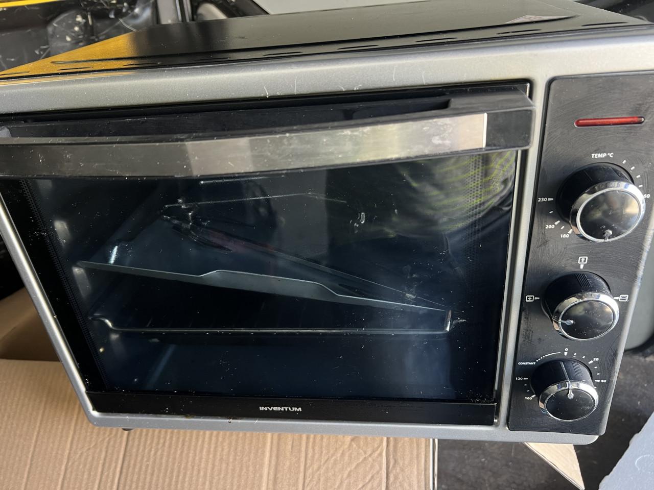 Nieuwe Inventum OV305CS vrijstaande heteluch oven met kip draaispit