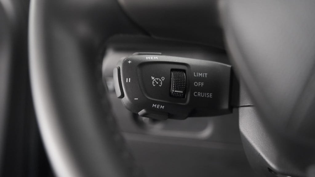 Ds Ds 3 crossback puretech 100 montmartre | parkeersensoren | apple carplay