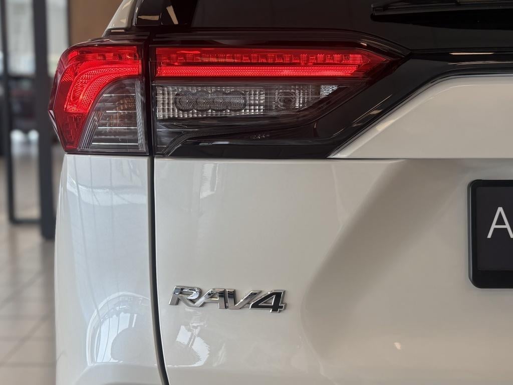 Toyota Rav4 2.5 plug-in hybrid. bi-tone plus | trekhaak |