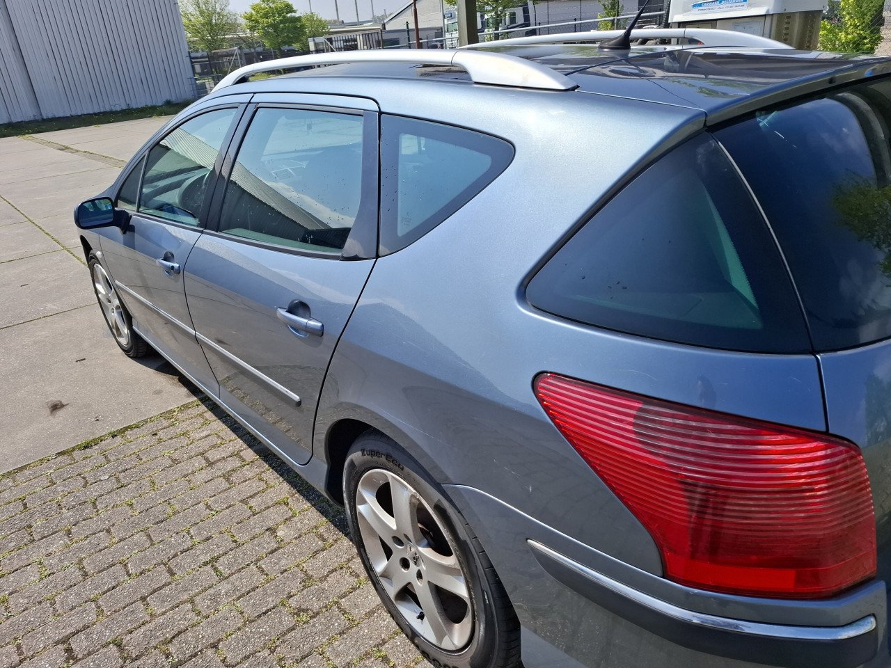 Peugeot 407 SW