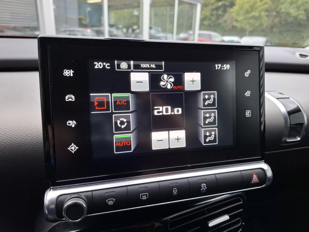 Citroen C4 Cactus 1.2 vti shine clim/nav/cam/lmv