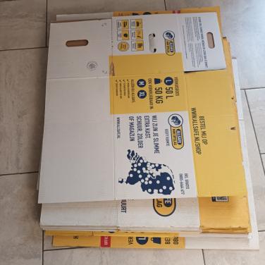Te koop verhuisdozen