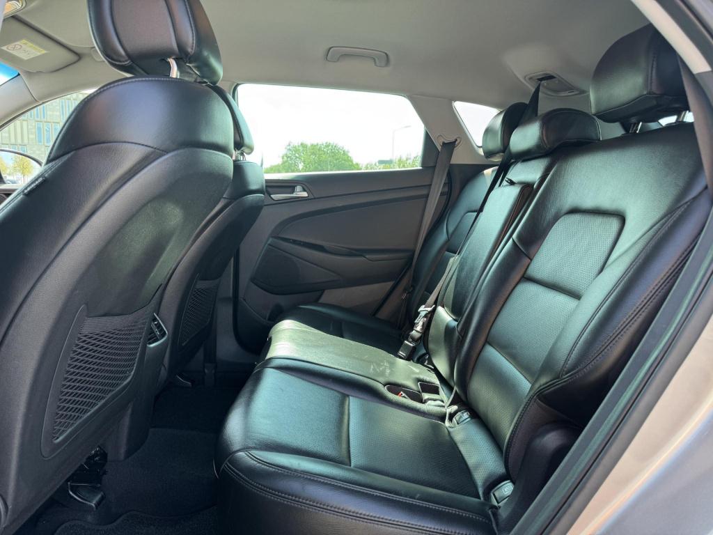 Hyundai Tucson 1.6 gdi comfort lederen bekleding + trekhaak!