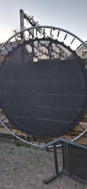 Trampoline