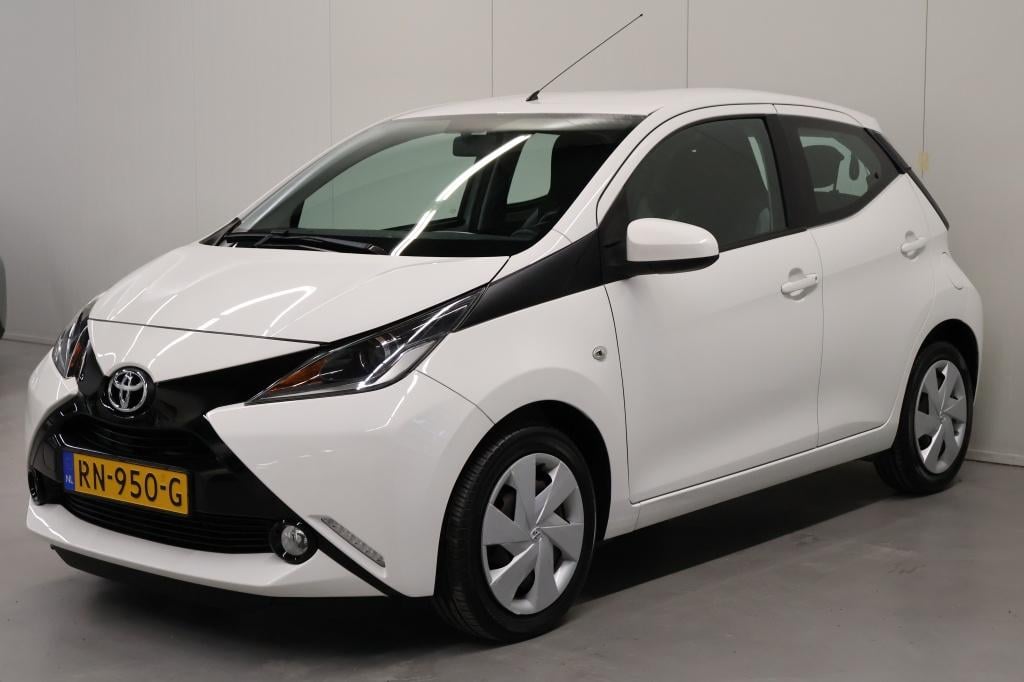 Toyota Aygo 1.0 vvt-i x-play