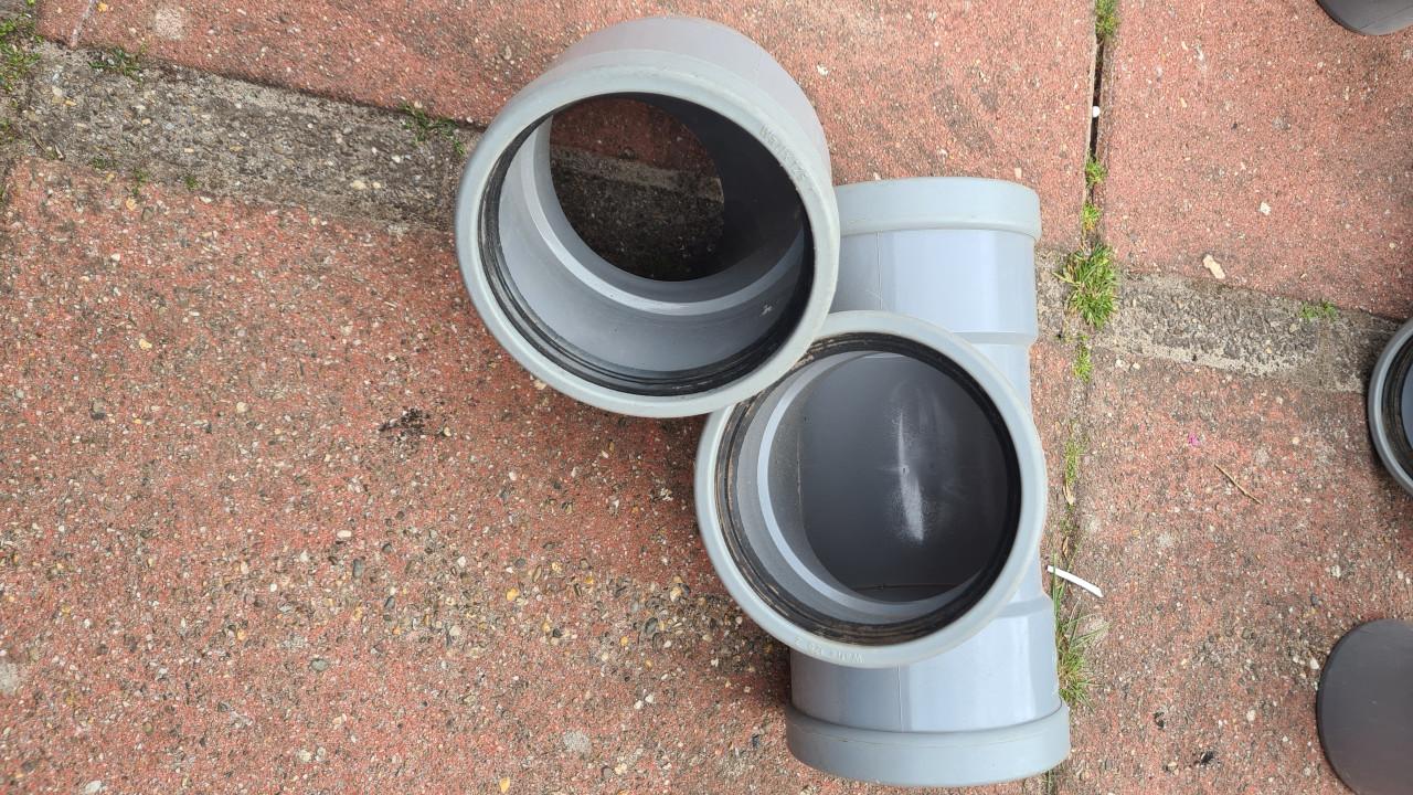 Pvc 125mm  2x T stuk 4x 45 graden