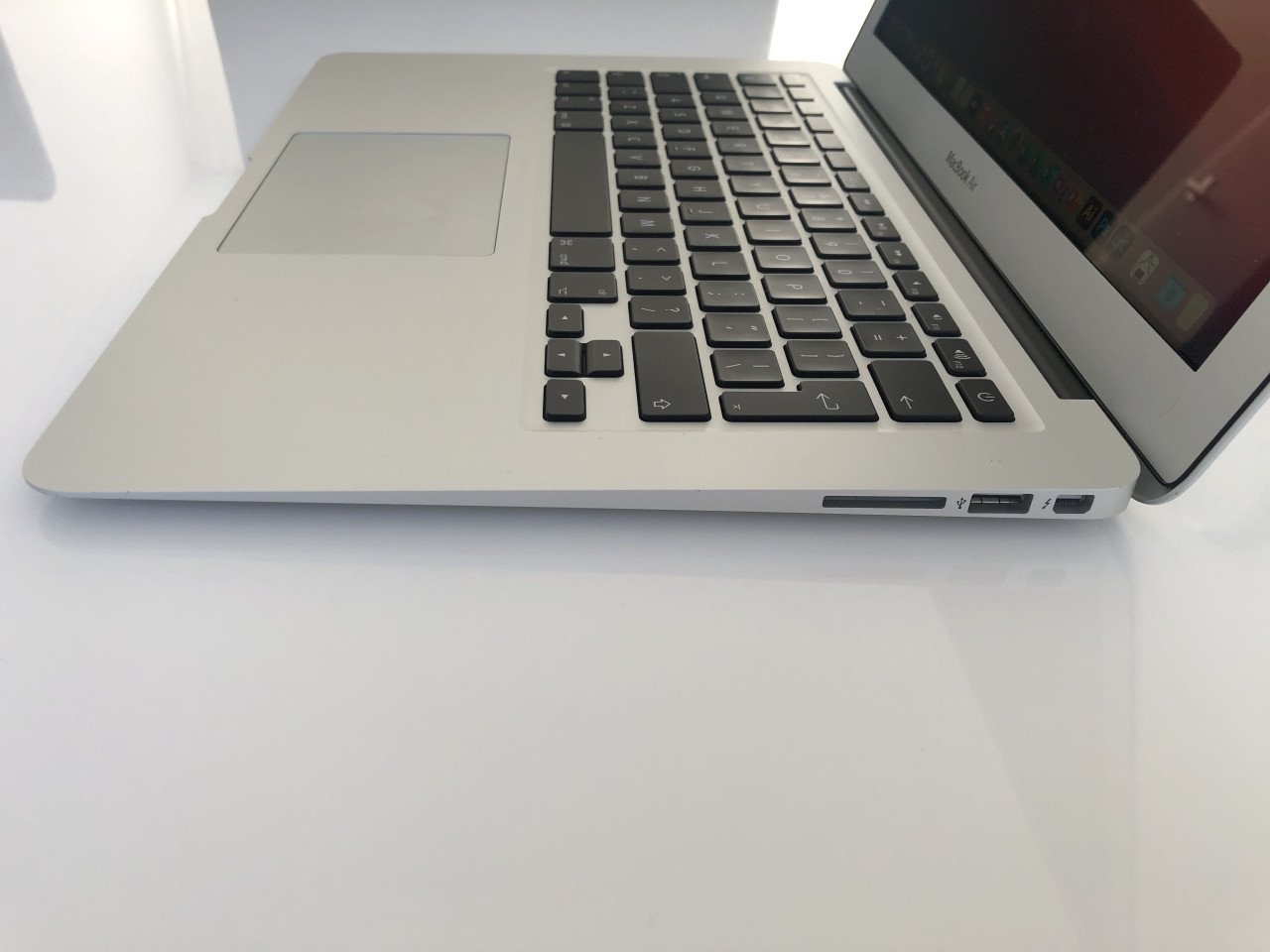 Macbook Air 13 inch SSD Intel Core i5 Office pakket & doos | in Nieuwstaat
