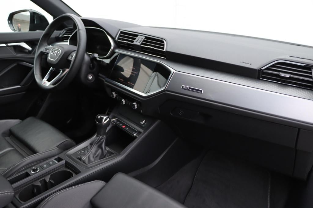 Audi Q3 sportback 45 tfsi e s edition 245pk s-tronic | soh 90,8% |
