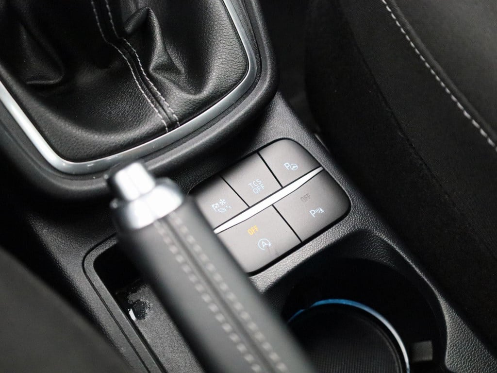 Ford Puma 1.0 ecoboost hybrid titanium | apple carplay / android auto | cru