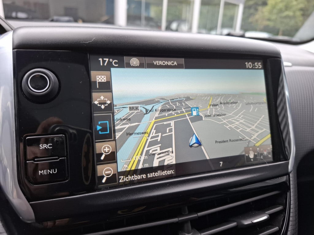 Peugeot 2008 suv 1.2 allure automaat pano/clima/trekhaak