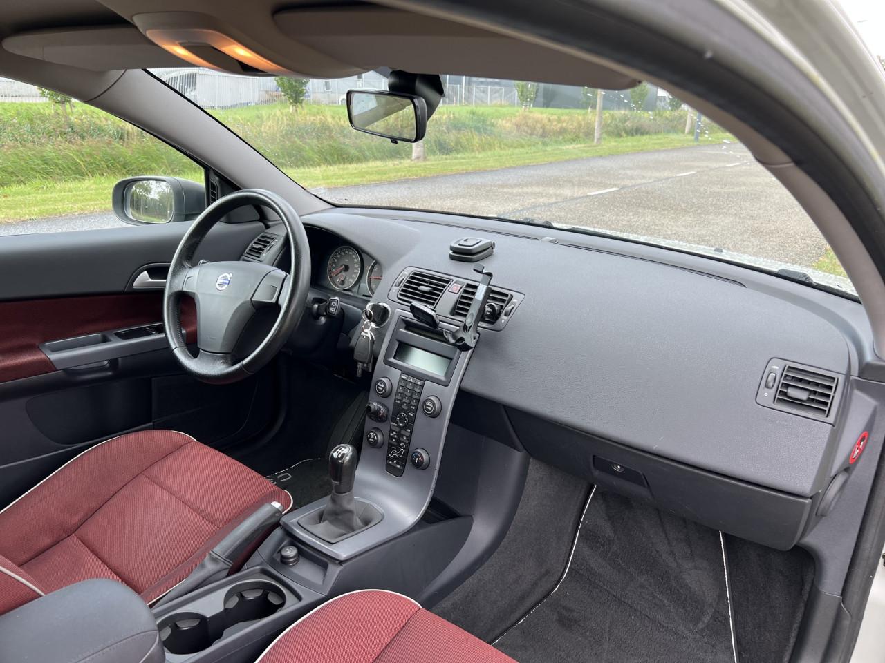 Zeer fraaie Volvo C30 uit 2008 met slechts 97.000 km, NAP!!