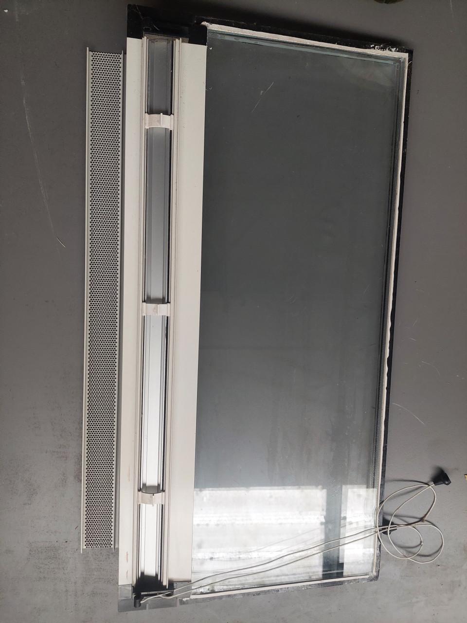 Raam dubbelglas met rooster