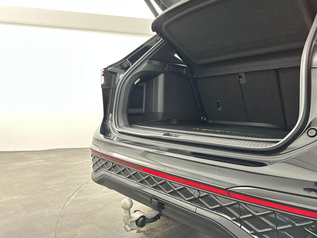 Volkswagen Tiguan r-line edition plug in hybride 204 pk black style pakket