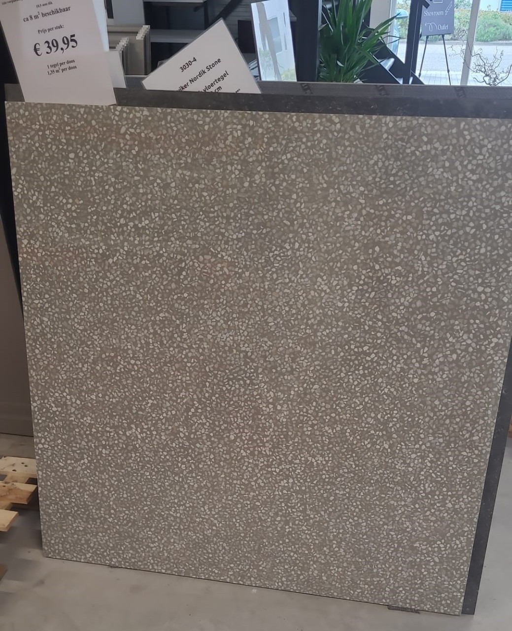 3030-154 Marazzi terrazzolook 116x116, gepolijst, van € 110,17 p/st voor