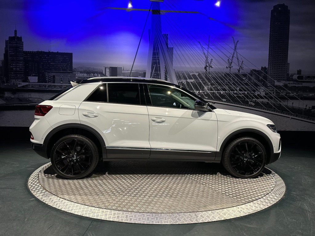Volkswagen T-roc 1.5 tsi style *led*virtual*dab+*pdc v&a*trekhaak*navi*appc