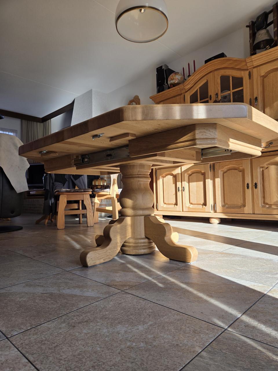 8 Hoek Licht Eiken eettafel verlengbaar