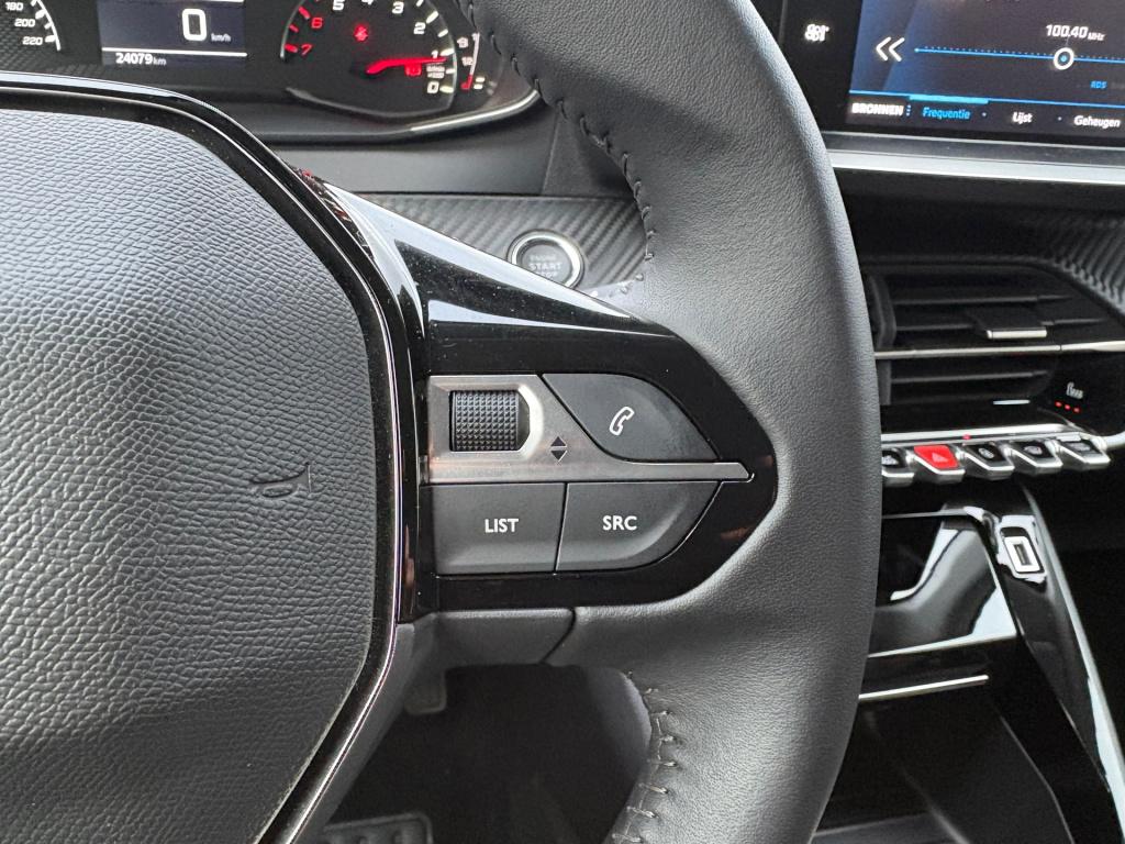 Peugeot 208 1.2 puretech allure pack