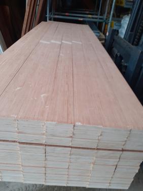 21 mm dikke2500 x 95 hardhout platen 20 stuks voor 25 euro