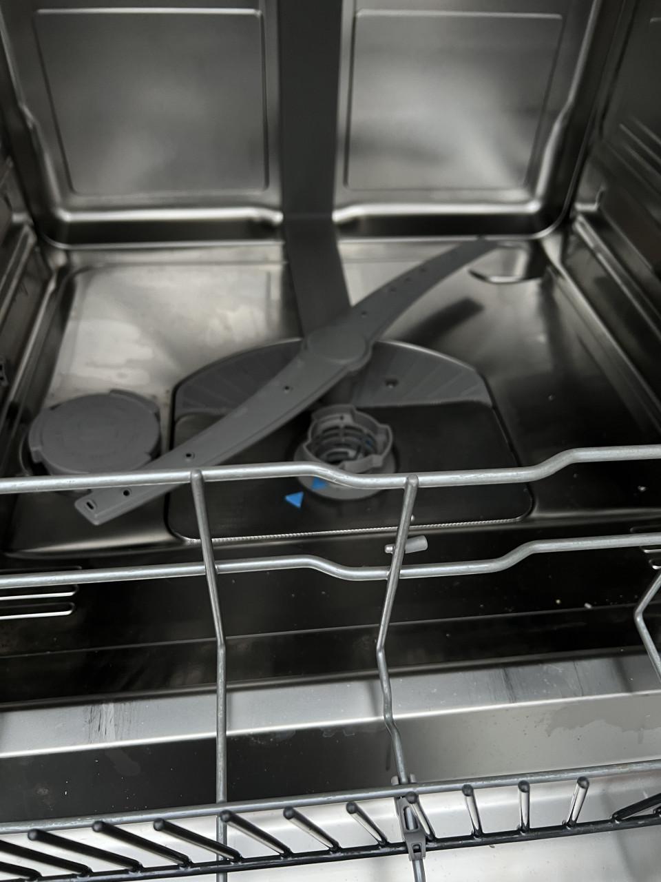 Siemens volledig geïntegreerde inbouw vaatwasser 83x60 cm.