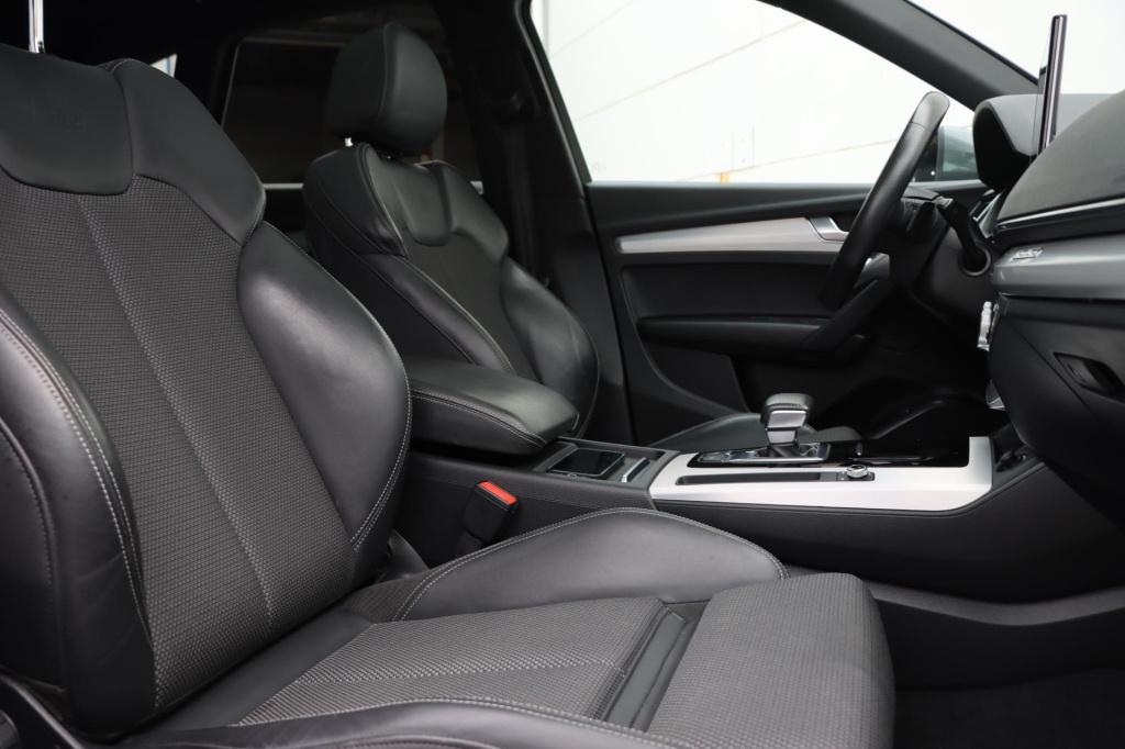 Audi Q5 50 tfsi e quattro s edition competition 300pk s-tronic | pano | luc