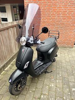 Te Koop Scooter GTS TOSCANA