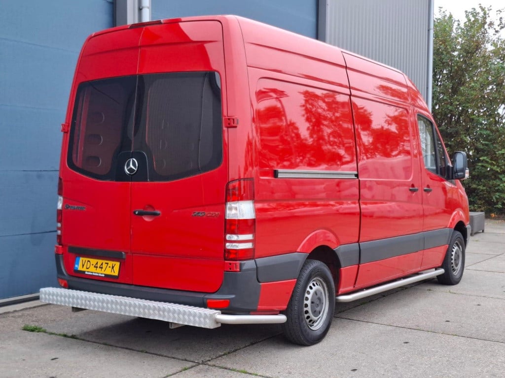 Mercedes-Benz Sprinter 210 2.2 cdi 366 functional hd 3 zits / side bars / p