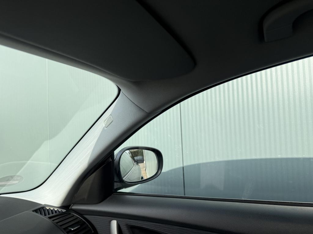 BMW 1 Serie 116i 2.0 122pk executive 3-drs