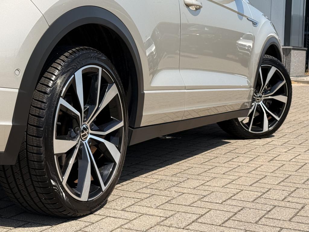 Volkswagen T-roc cabrio 1.5 tsi r-line | acc | dab | alcantara | apple carp