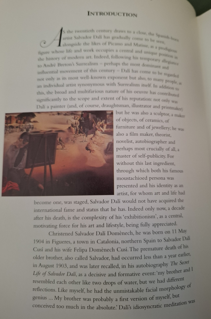 Essential Dali, door Kirsten Bradbury.  Uitg. Dempsey Parr