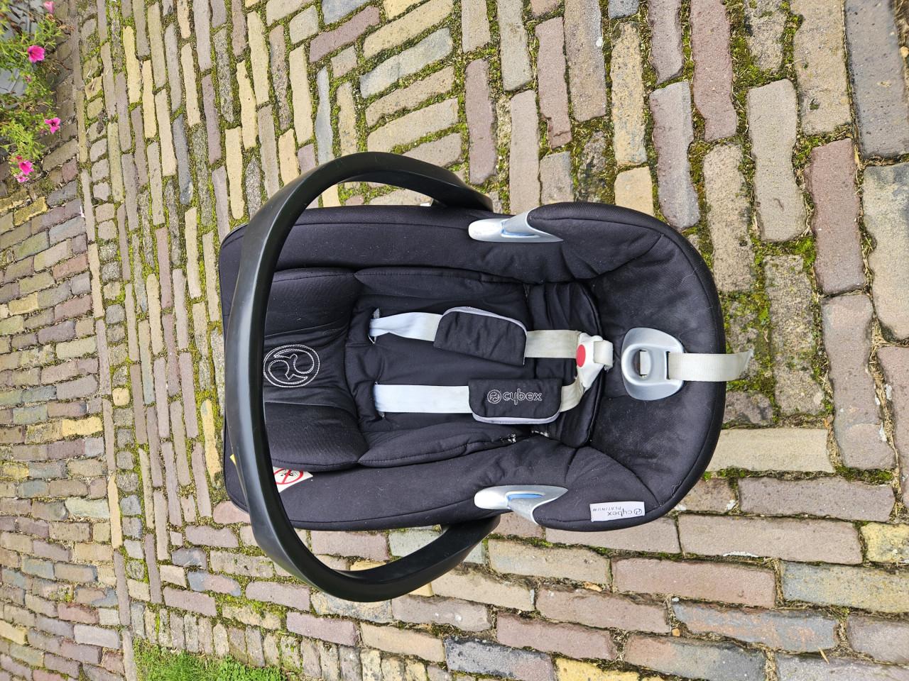 Maxicosi 1x, 2x isofix basis en 2x spiegel