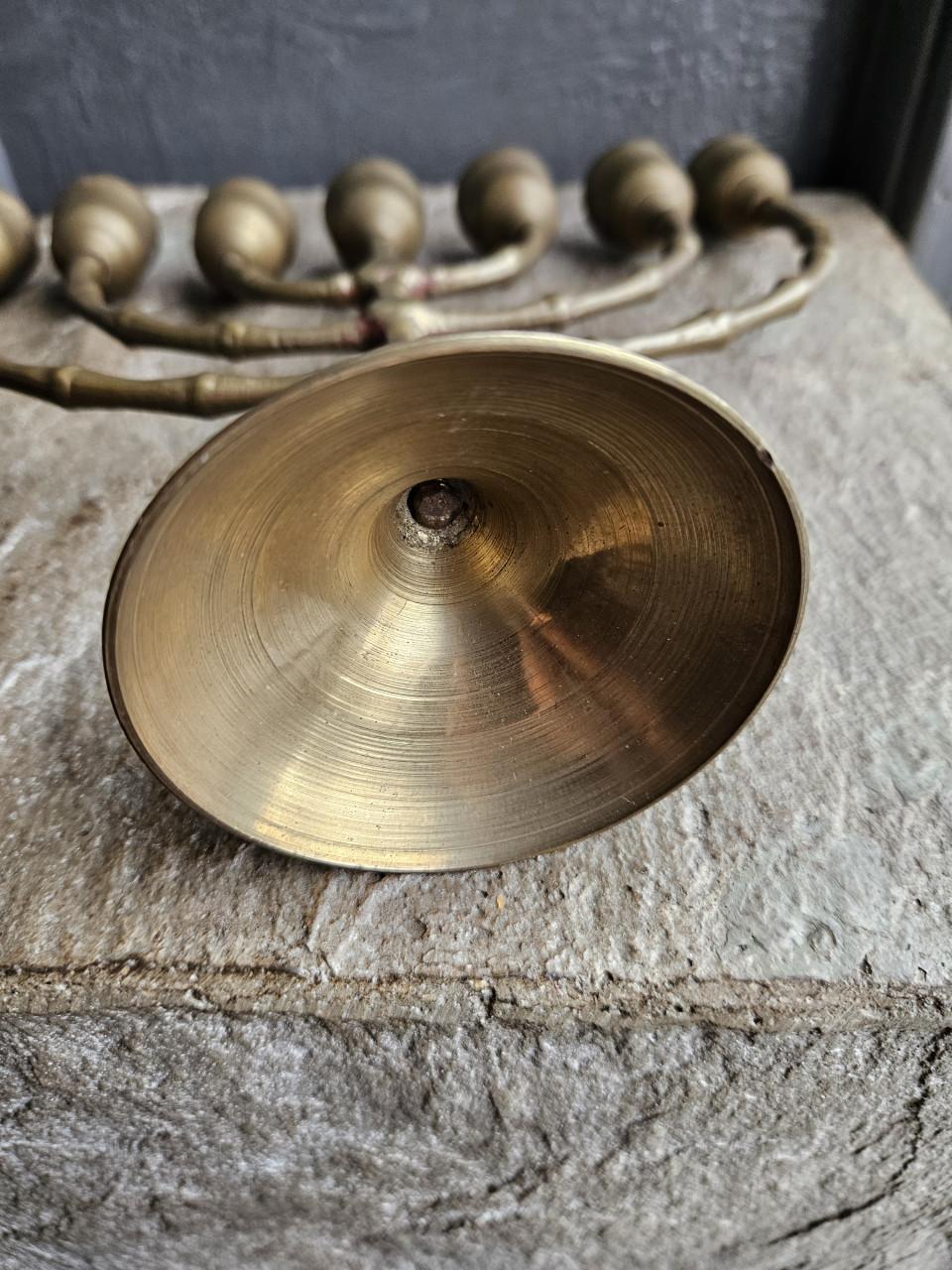 Prachtige antieke bronzen Joodse menorah, 7 armige kandelaar