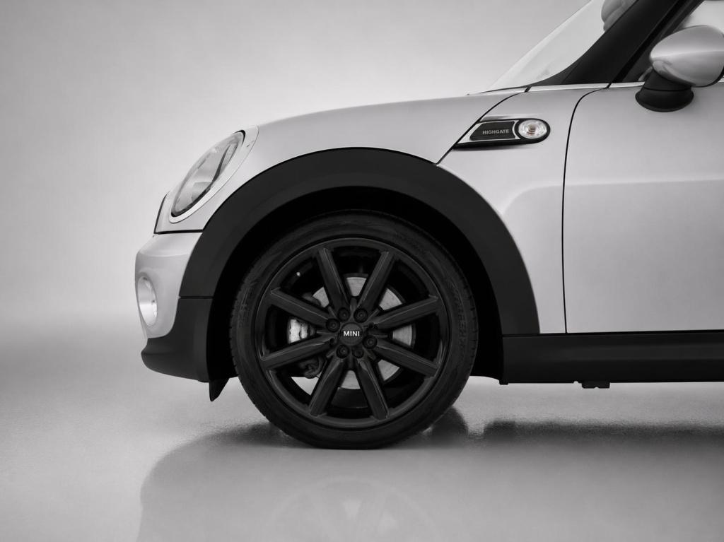 Mini Cooper Cabrio 1.6 highgate, nl-auto!
