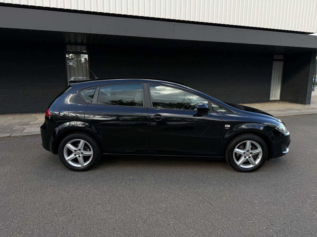 Seat Leon 1.4 TSI - AIRCO|CRUISE|TREKH|CARPLAY|ONDH