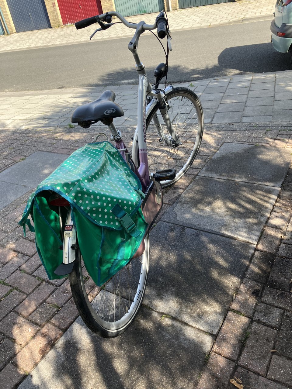 Zeer goede staat damesfiets voor €190