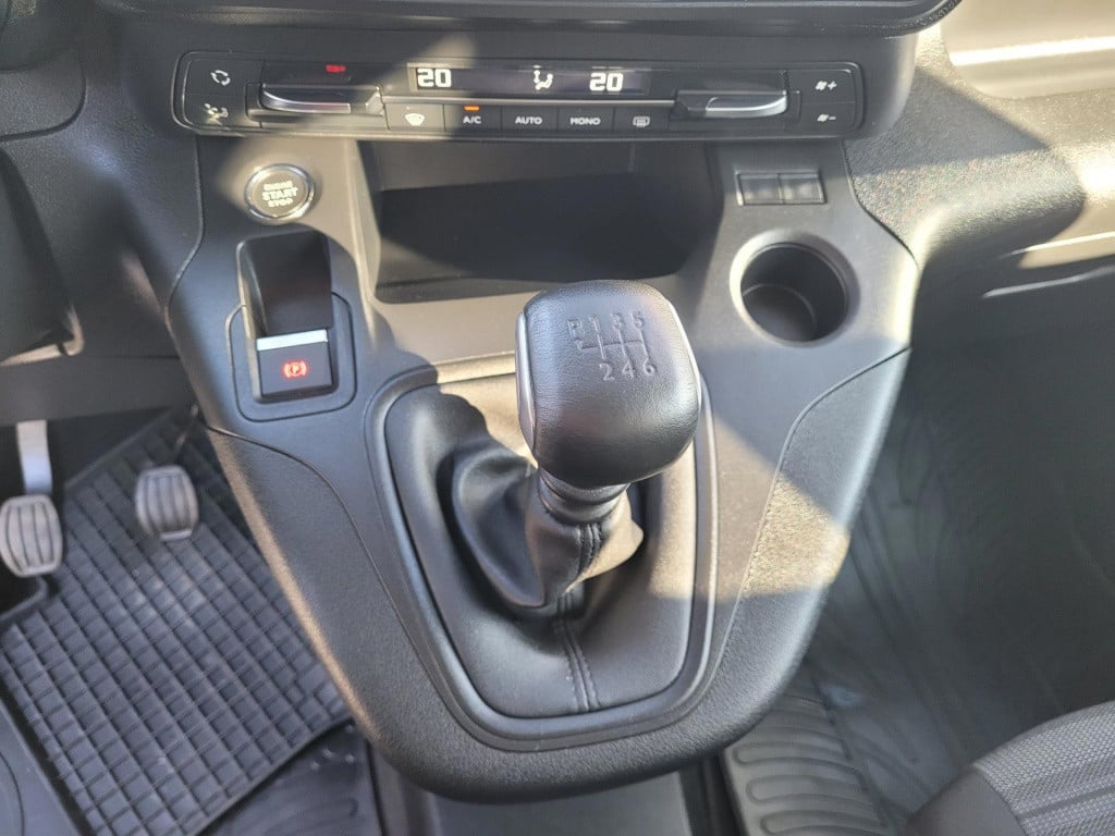 Opel Combo 1.2 turbo l2h1 edition l2 rolstoelauto