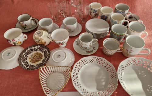 Diverse kopjes en schoteltjes
