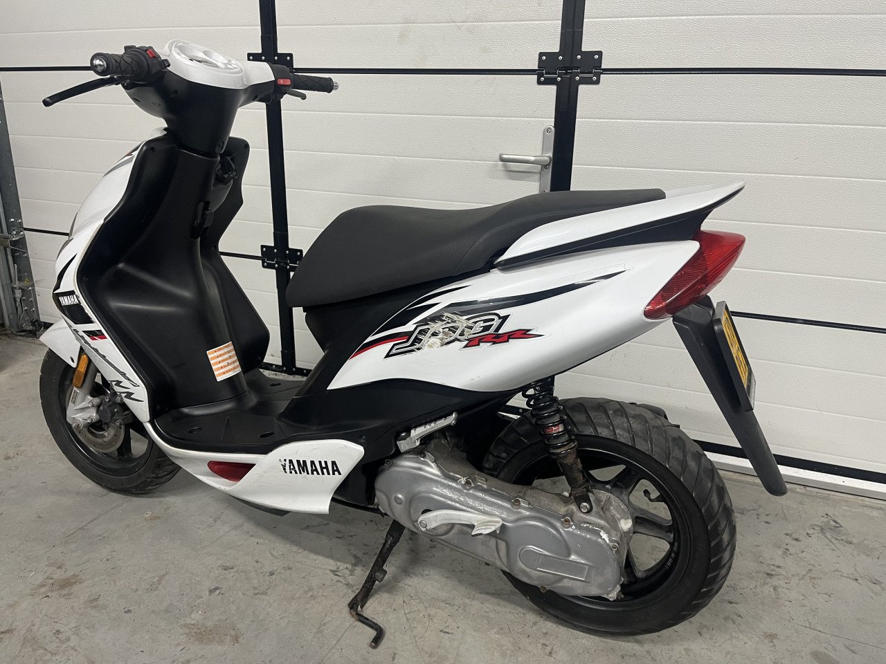 Yamaha Jog RR brom scooter watergekoeld