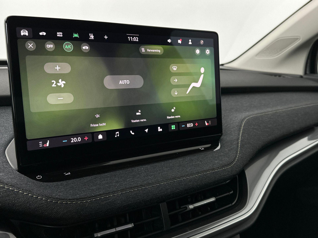 Skoda Elroq business edition tour elektromotor 210 kw / 286 pk