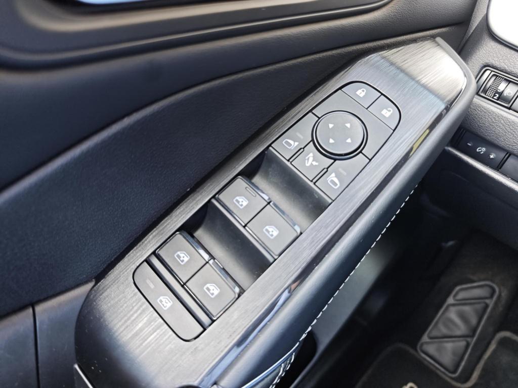 Nissan Qashqai 1.3 mhev xtronic n-connecta incl. trekhaak!