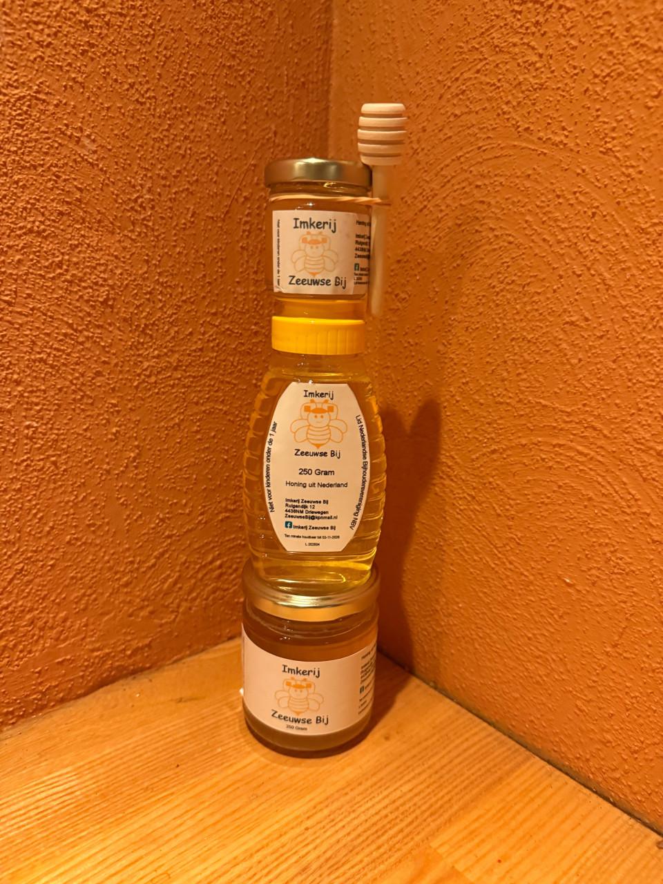 Honing, rauwe honing uit eigen imkerij