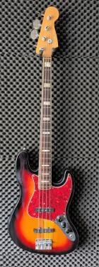 Professionele basgitaar, gebouwd door Zwier gitaarbouw